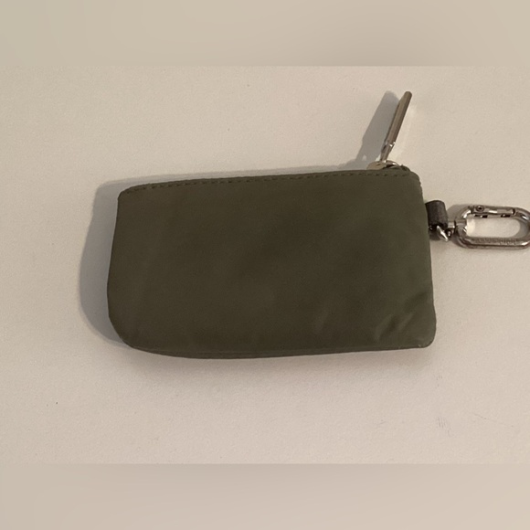 Lululemon Athletica Olive Green Key & Card HolderWristlet Clip On - Picture 6 of 6